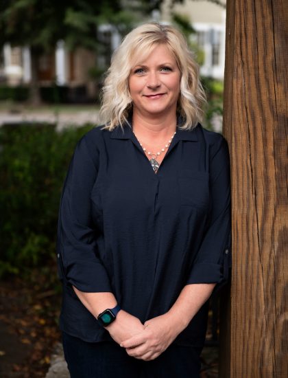 Agent Miriam Adams