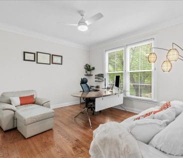 812 Andover Boulevard property image - 17