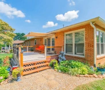 7049 Hunters Trail property image - 4