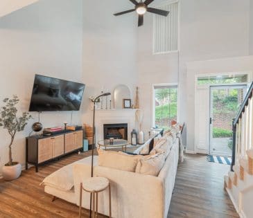 845 Poets Corner Way property image - 15