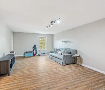 845 Poets Corner Way property image - 34